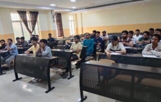 Report-alumni-talk-photo-2